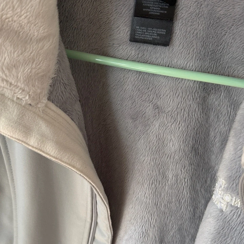 The North Face Women's Light Gray Jacket - Picture 4 of 7